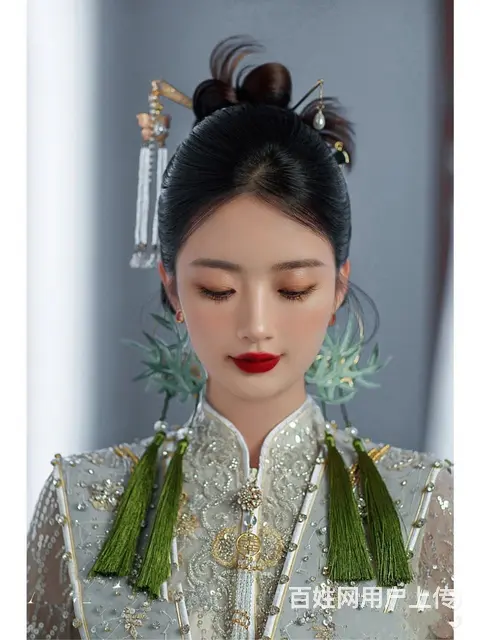 新娘跟妆 - 图片