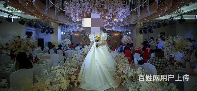 几乎全新婚纱，只穿过一次 - 图片 3
