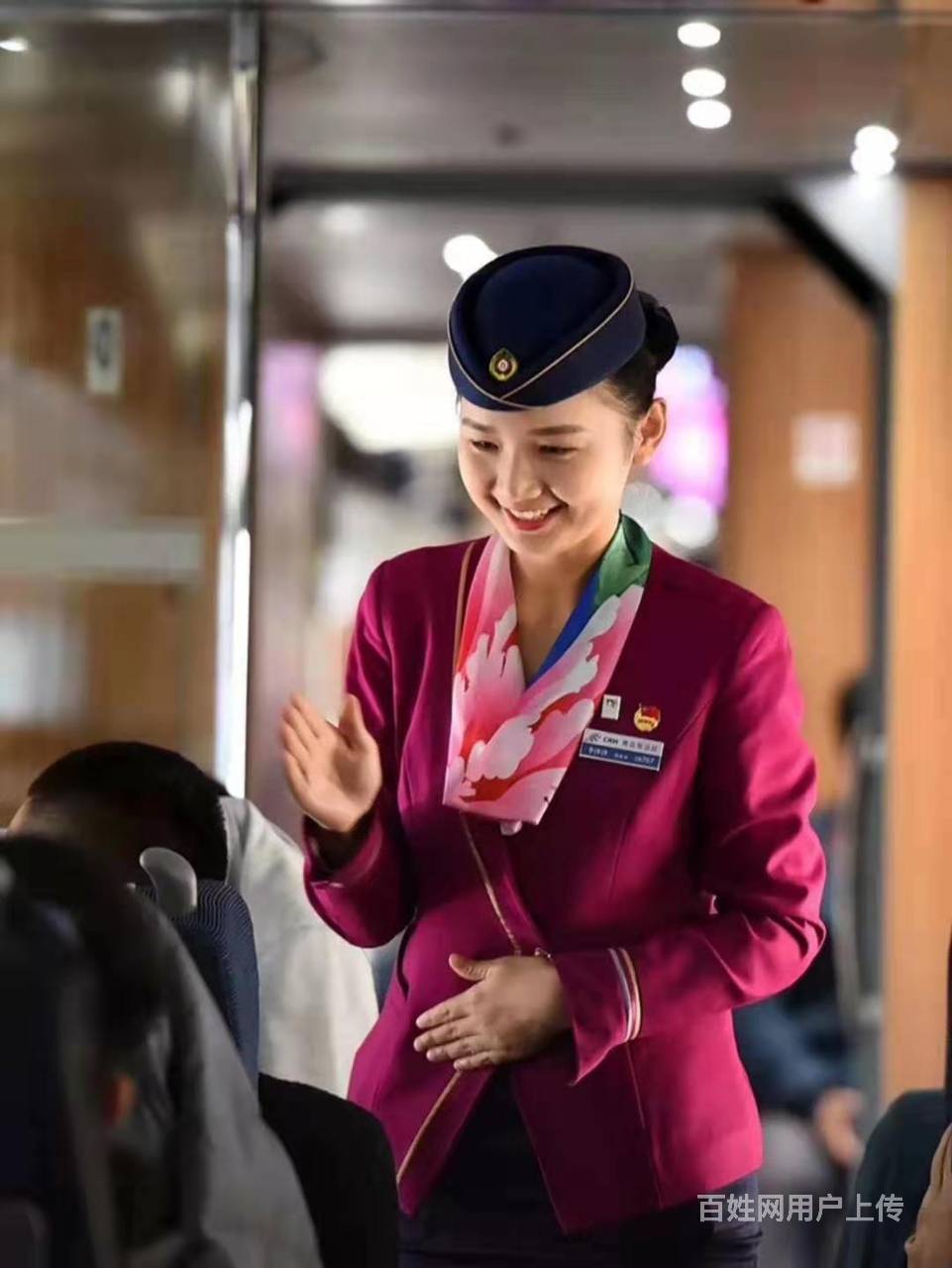上二休二高铁餐吧乘务员