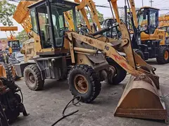 不过万小铲车