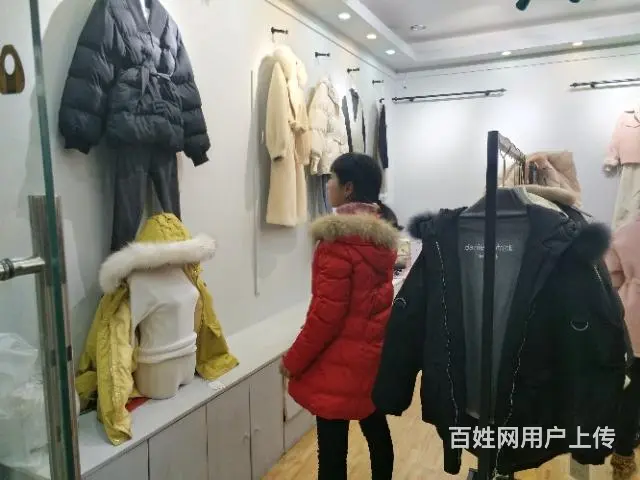【都市时讯免费找店】无转让费白马生活城服装店转让 - 图片 2