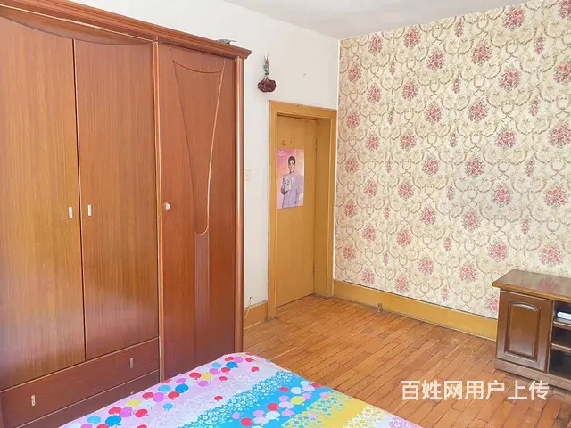 中街 大悦城 地铁站附近 包网 出租 三楼 主卧女生合租房 - 图片 4