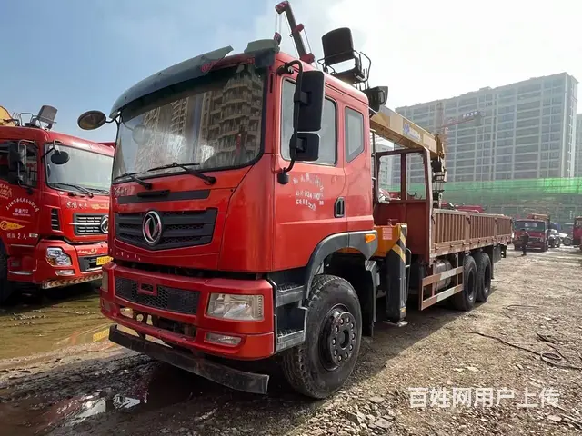 精品徐工12吨短轴距 随车吊 国5 - 图片 1