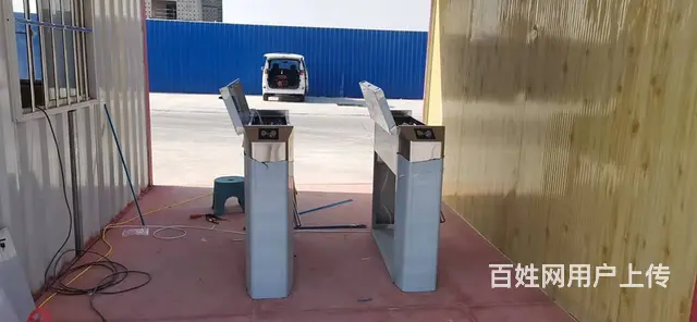 焦作工地三辊闸，人脸识别闸机，智能过人闸机门禁现货 - 图片 1