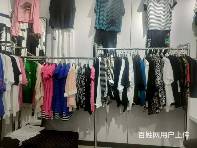 B个人一和顺地下街服装店转让 - 图片 4