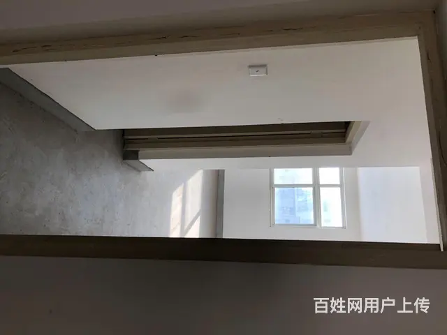 售新华路雷锋小学对面3室2厅2卫141平毛坯房 - 图片 9