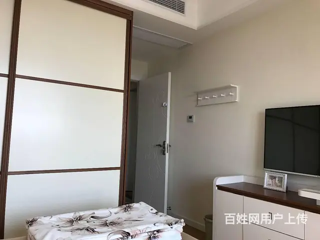 赞成首府珍稀边套户型（四房两卫）豪华装修诚心出售！ - 图片 3