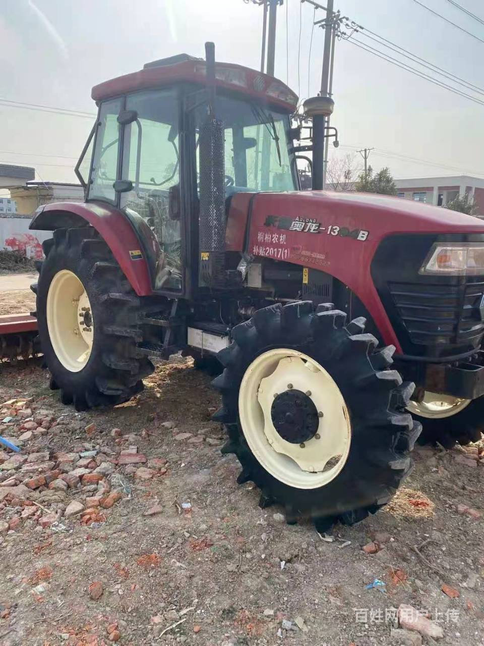 六缸沃得1304拖拉机转让