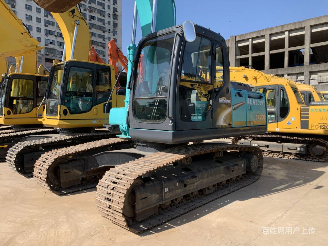 本地急转2019年神钢200二手挖掘机 价美包送