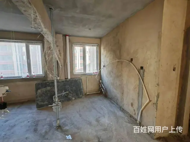 凌河湾御景苑，一中两室两厅毛坯房，10楼91平47万小税 - 图片 5