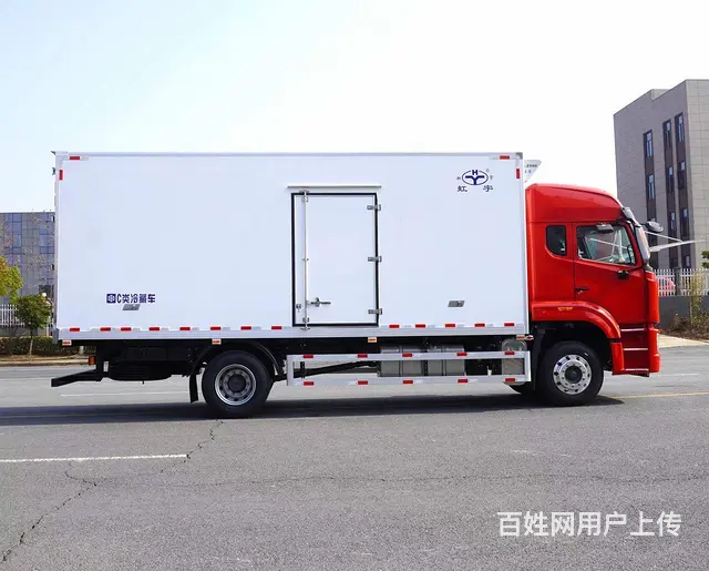 重汽6米8自动挡长途生鲜配送冷藏车可以拉多少吨冻货 - 图片 7