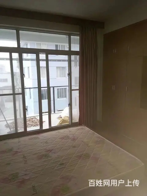 三台门小区 普通住宅1厅 简单装修 多层可租 - 图片 1