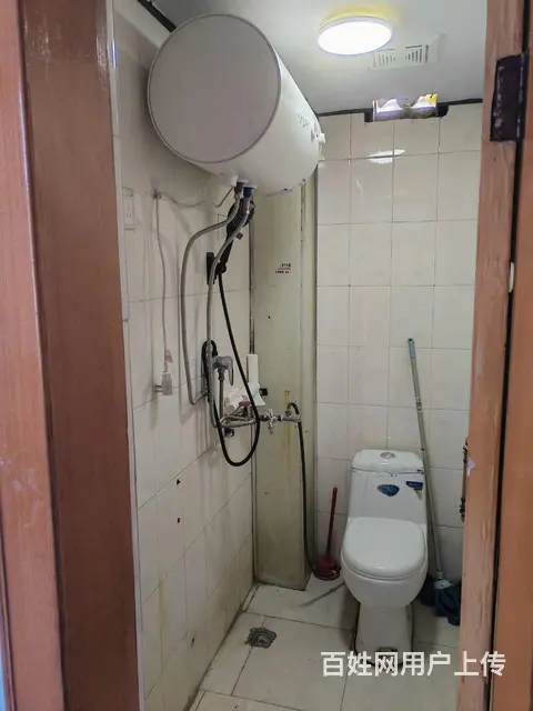 市医院附近特价房，附近幼儿园小学中学都有 - 图片 4