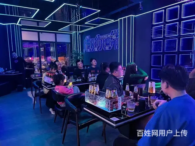 个人）优价！岳麓区高端商圈豪华精装修清吧转让编号1006 - 图片 1