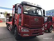 解放J6后八轮挖机平板拖车可分期包上户