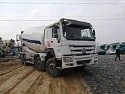 大20方二手豪沃搅拌车 前四后八 380马力 国五