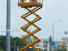 南京溧水叉车租赁高空作业平台租赁，登高车出租，叉车出租，叉车