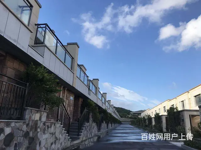 石岛 果岭7别墅 比邻高尔夫球场 背山面海 环境优 - 图片 9