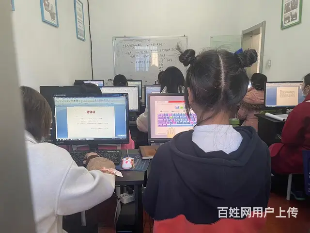 新都平面设培训ps培训斑竹园平面设计培训 - 图片 1