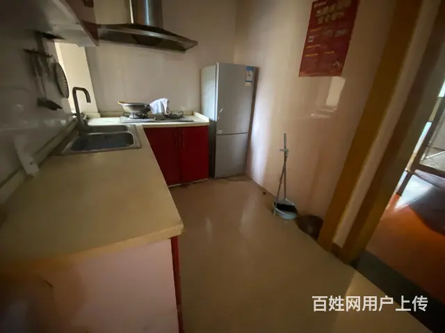 景芳三区员工宿舍好房高低床配好的景芳地铁口天虹银泰四季青 - 图片 6