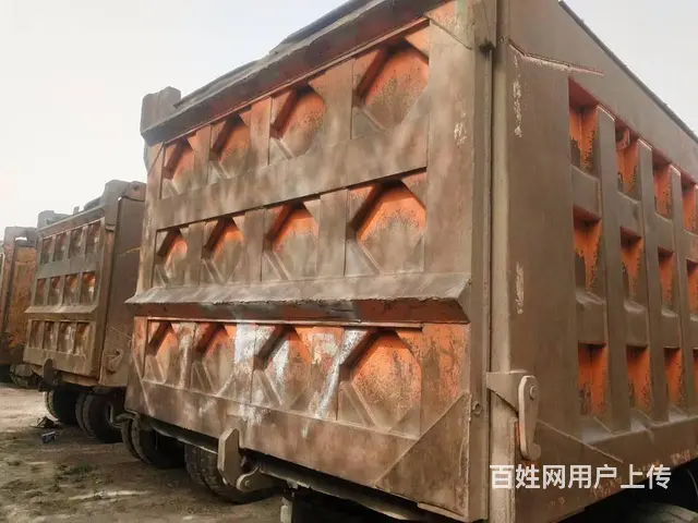 出售18年北奔后八轮自卸车380马力，大箱5.8米 - 图片 4