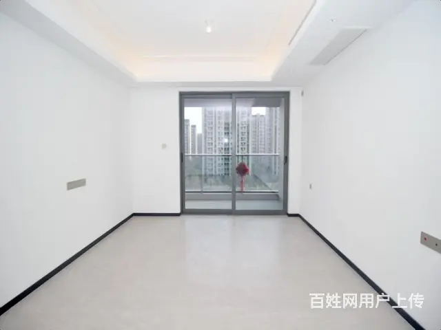 店长强烈，新上好房！！看房请带墨镜，业主置换 诚心出售 - 图片 1