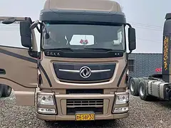 信阳二手天龙牵引车560马力双驱轻体国五排放