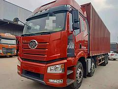国五解放J6P前四后八460马力厢式车