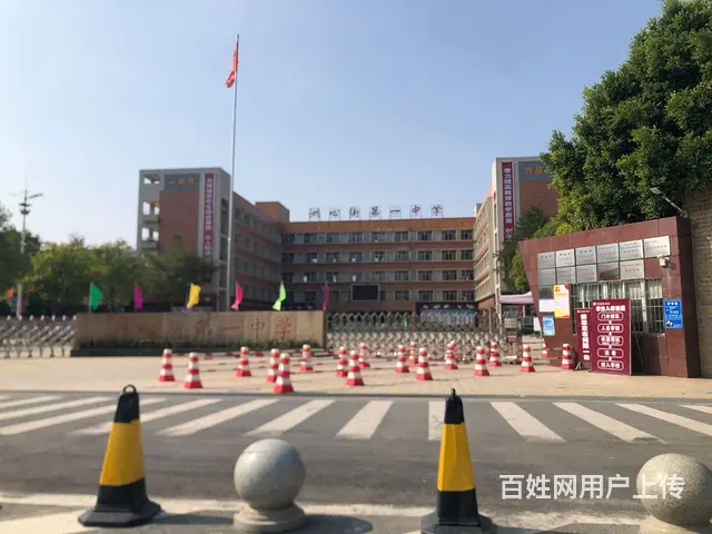 高档小区联湖花园，里面有幼儿园，学校在家门口 - 图片 2