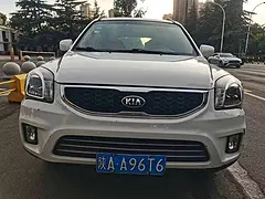 起亚 狮跑 2013款 2.0 手自一体 Premium 两
