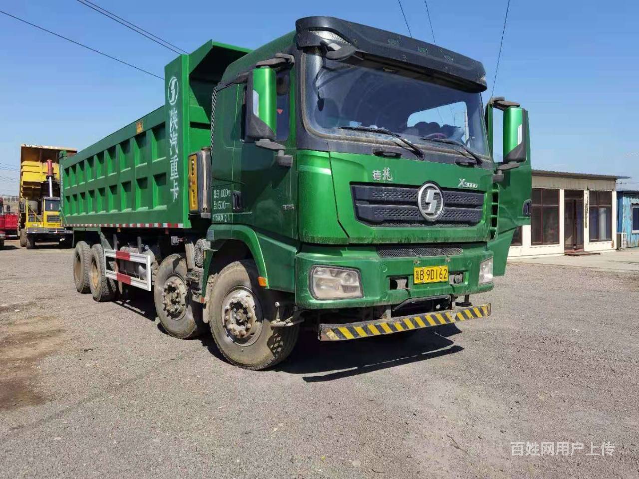 17年底国五德龙x3000前四后八自卸车375马力