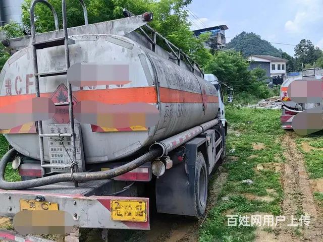 二手多利卡8吨油罐车 - 图片 3