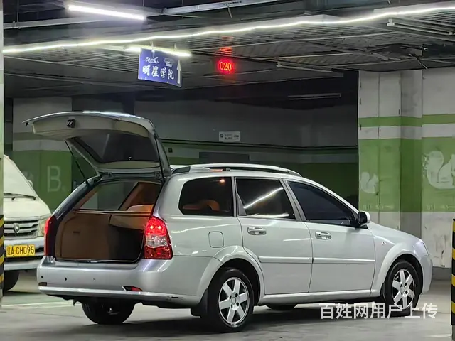 别克凯越旅行款 - 图片 11