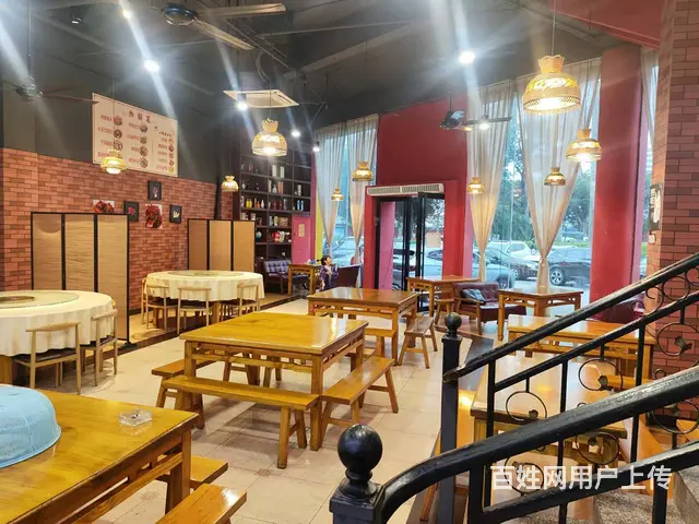 （51旺铺推荐）琼山区海府路三岔口135平餐饮店转让 - 图片 3