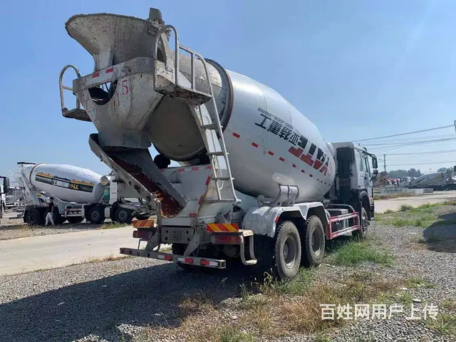 转让亚特上装大20方 18年二手豪沃搅拌车 后八轮 - 图片 4