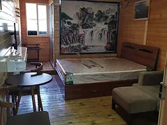 莲坂独门独户木屋公寓招租