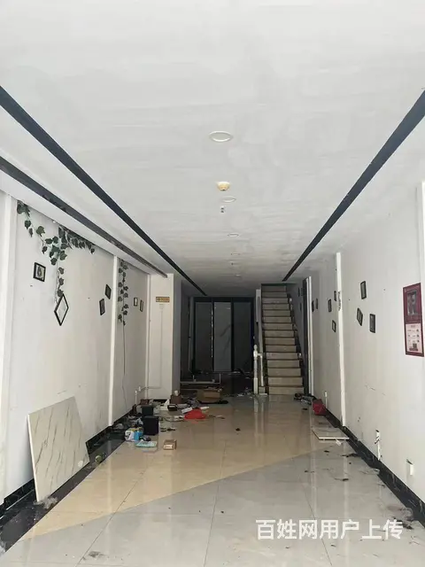 出租临街门面 地理位置优越 门口宽敞 方便停车 - 图片 6