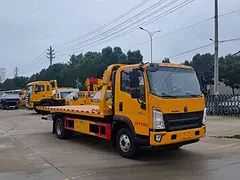 重汽豪沃黄牌清障车拖车厂家直销拉挖掘机大马力