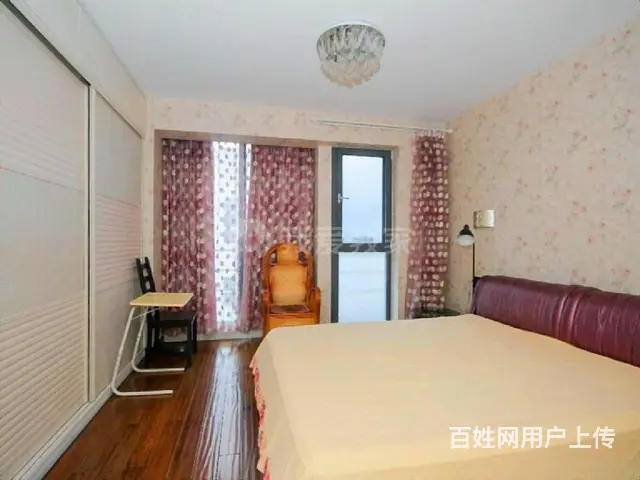 地铁口   天寓 豪装带阳台 可看江景 带车位 - 图片 3