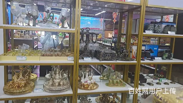 （51旺铺推荐）天涯区胜利广场300平特产超市转让（可空转） - 图片 4