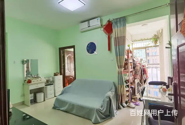 拱北关口岭秀城电梯精装一房一厅出租，租价2400。近关口 - 图片 1