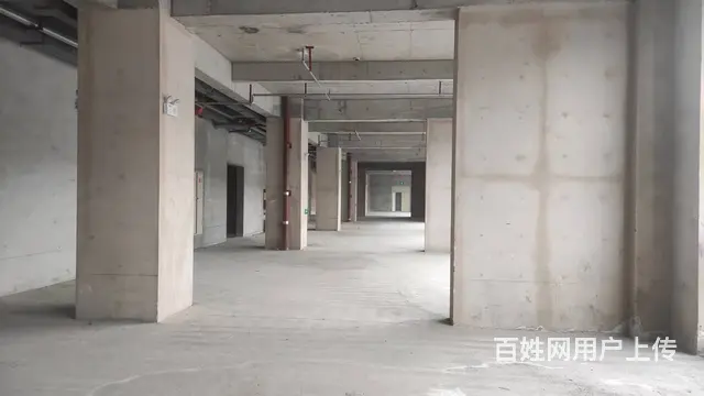 B18560一沙区克西街十字路口旁大厦二三楼出租（单层130 - 图片 1