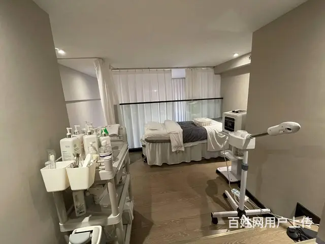 精选）龙湖上城天街月收入4万+美甲美睫工作室转让 - 图片 1