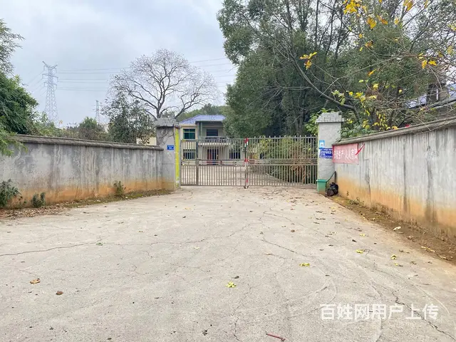 (房东直租)开福区汉回2000平硬化场地，带住房优价出租 - 图片 1
