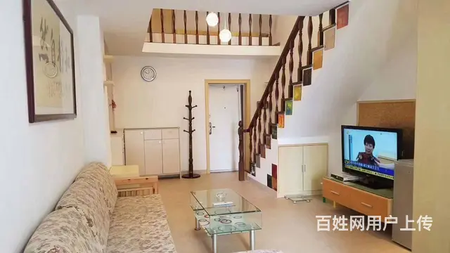 东岗小学旁香槟小城复式公寓南向精装2房家电全齐包电视费和网络 - 图片 1
