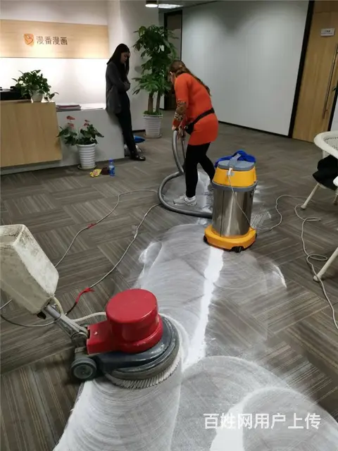 海珠区地毯清洗办公室地毯清洁消毒去异味 - 图片 1