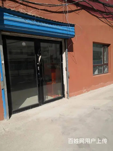 人寿保险一楼 商住两用1厅 简单装修 - 图片 1