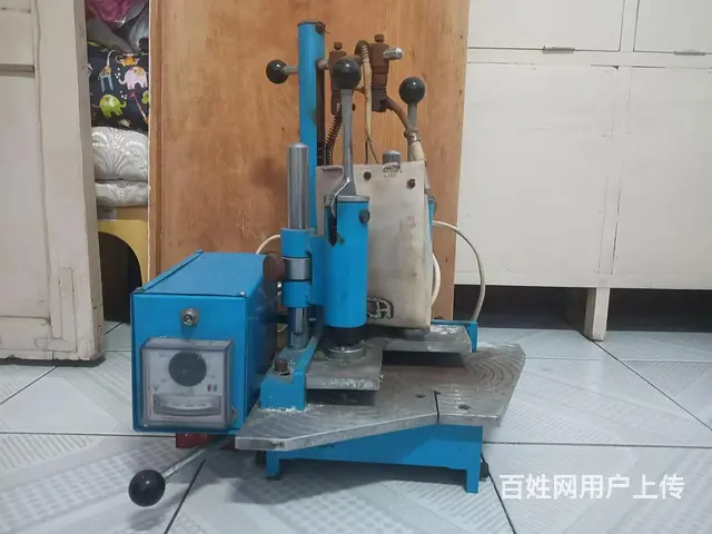 小型塑钢焊接机 - 图片