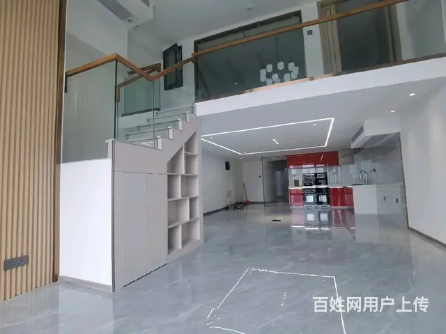 珠海新香洲地标 恒大天玺 88㎡精装复式办公 5800包物业 - 图片 1