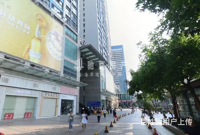 火车站公交站 面宽6米 适合花店  水果 茶叶 酒庄 美甲 - 图片 2
